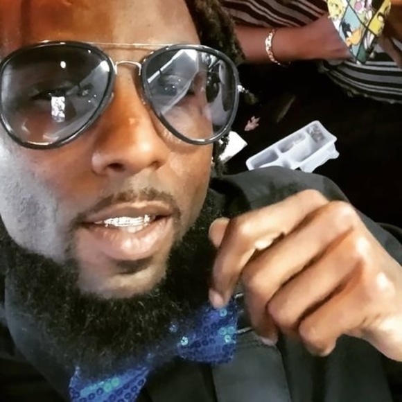 Meet your Posher, Michael - Picture 1 of 1